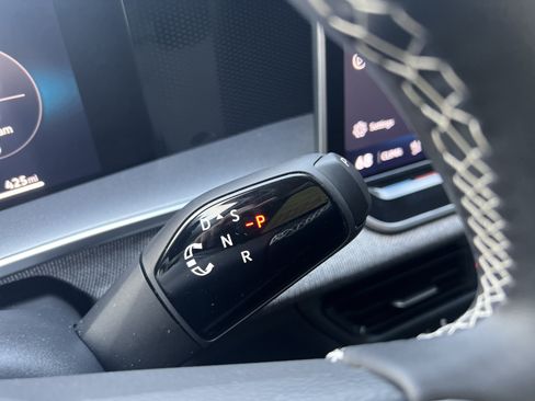 Certified 2026 Volkswagen Tiguan S FWD image 22