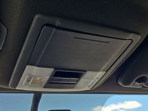 Used 2017 Ford Expedition Limited w/ Equipment Group 301A RWD image 33