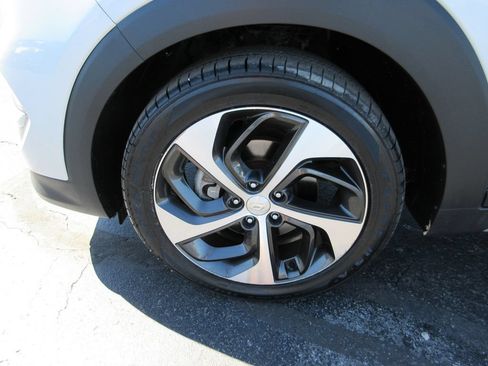 Used 2017 Hyundai Tucson Value FWD image 14