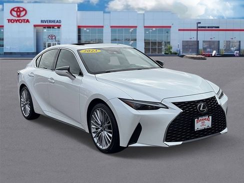 Used 2023 Lexus IS 300 AWD w/ Premium Package image 2