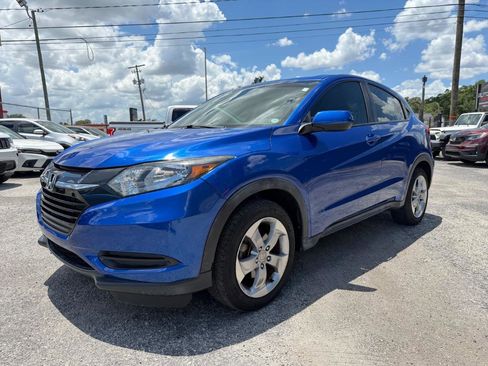 Used 2018 Honda HR-V LX image 1