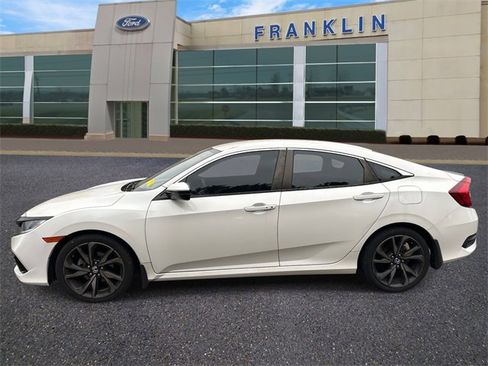 Used 2019 Honda Civic Sport image 4