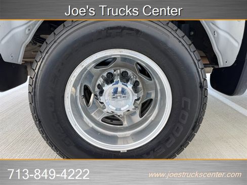 Used 2024 Chevrolet Silverado 3500 LT w/ Convenience Package AWD/4WD image 49