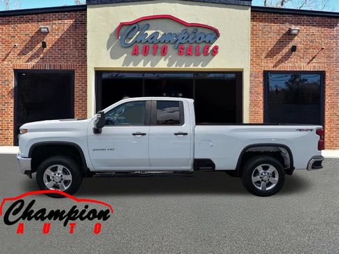 Used 2021 Chevrolet Silverado 2500 W/T w/ WT Fleet Convenience Package AWD/4WD image 8