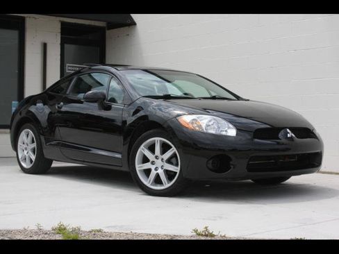 Used 2007 Mitsubishi Eclipse SE FWD image 1