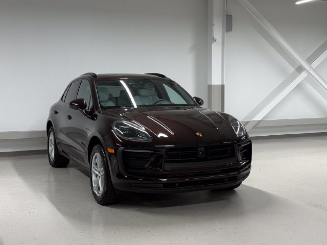 Certified 2026 Porsche Macan Turbo AWD/4WD image 7