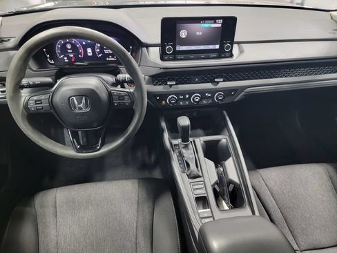 Certified 2023 Honda Accord EX image 29