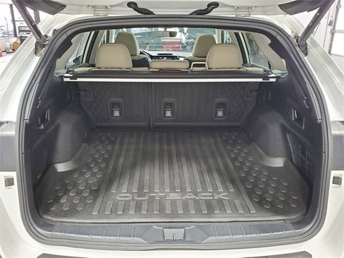 Used 2020 Subaru Outback Limited w/ Popular Package #2 image 26