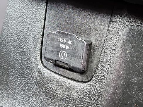 Used 2014 Jeep Wrangler Unlimited Sahara w/ Connectivity Group AWD/4WD image 22