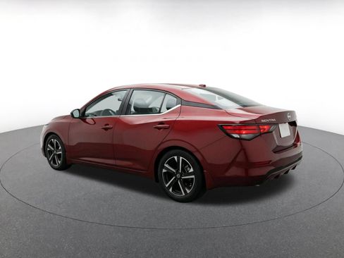 Used 2025 Nissan Sentra SV FWD image 7
