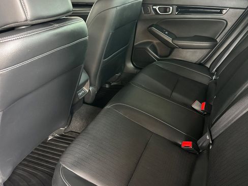 Used 2022 Honda Civic Touring image 11