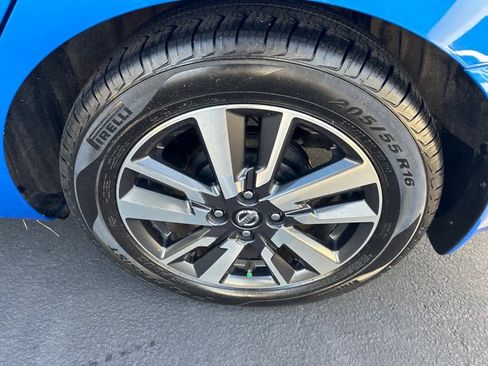 Used 2020 Nissan Versa SV image 23