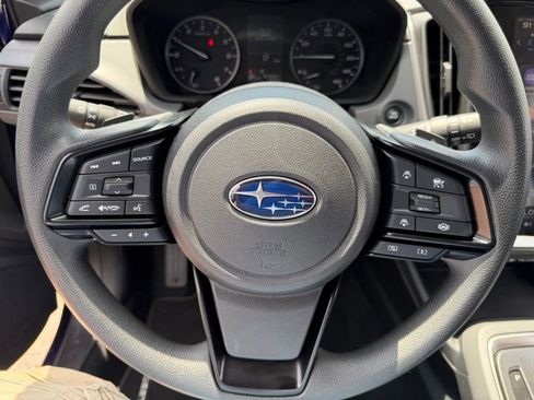 Used 2025 Subaru Crosstrek 2.5i Premium AWD/4WD image 25