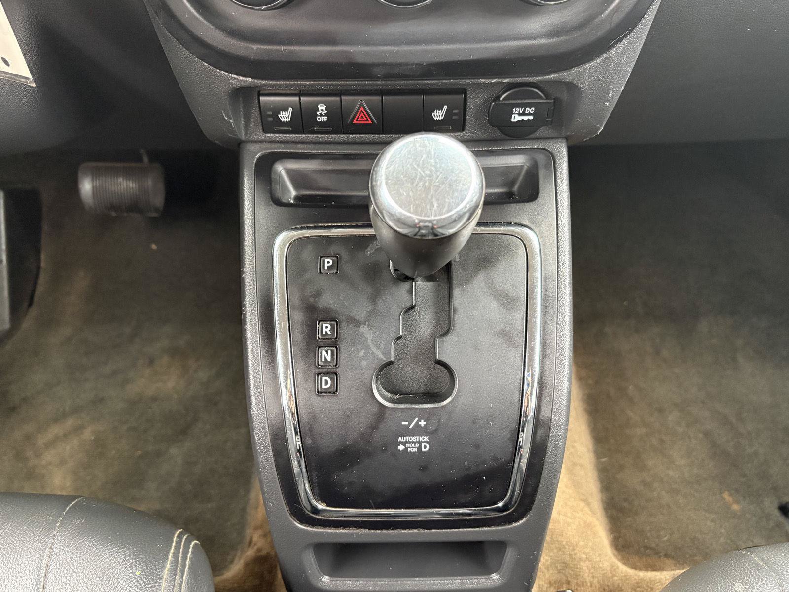 Used 2017 Jeep Patriot Sport w/ Power Value Group AWD/4WD image 17