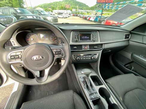 Used 2016 Kia Optima LX w/ LX Convenience Package FWD image 17