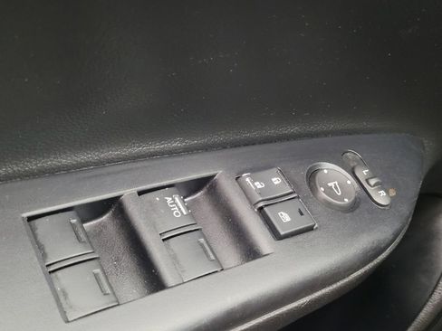 Used 2017 Honda Accord Sport image 27
