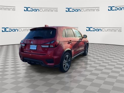 Used 2022 Mitsubishi Outlander Sport SE image 8
