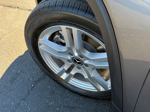 Used 2020 Mercedes-Benz GLB 250 image 10