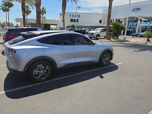 Used 2022 Ford Mustang Mach-E Select w/ Comfort/Technology Package AWD/4WD image 3