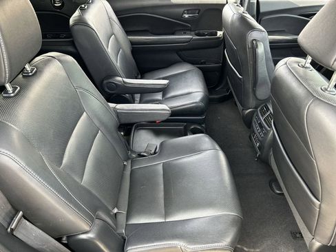 Used 2017 Honda Pilot Elite image 28