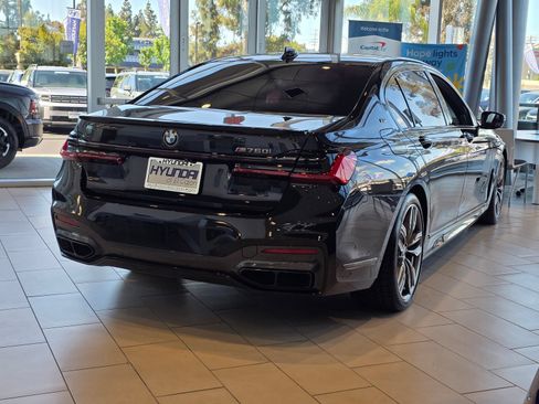 Used 2021 BMW M760i xDrive AWD/4WD image 47