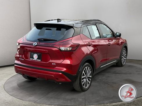 Used 2021 Nissan Kicks SR image 7