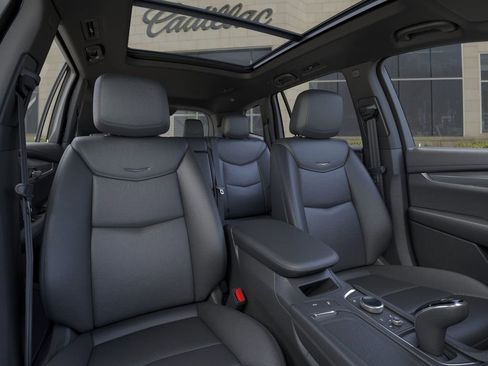 New 2025 Cadillac XT6 Luxury w/ LPO, Floor Liner Package image 16