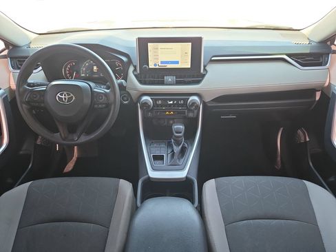 Used 2024 Toyota RAV4 XLE AWD/4WD image 9