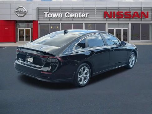 Used 2024 Honda Accord LX image 7