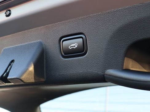 New 2026 Kia Sportage EX image 8