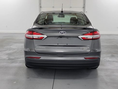 Used 2020 Ford Fusion Energi Titanium FWD image 8
