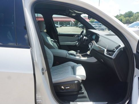 Used 2023 BMW X5 sDrive40i w/ M Sport Package RWD image 16