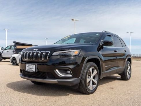 Used 2019 Jeep Cherokee Limited AWD/4WD image 3