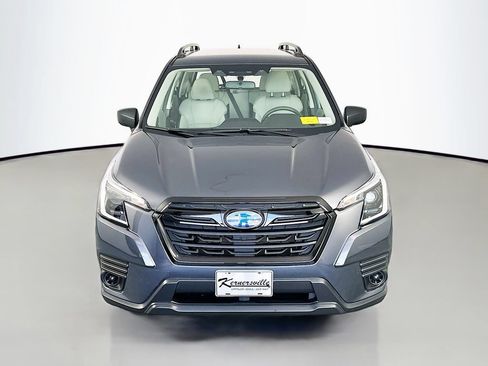 Used 2022 Subaru Forester AWD/4WD image 2