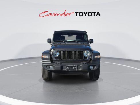 Used 2024 Jeep Wrangler Sport image 5