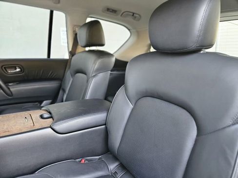 Used 2024 Nissan Armada SL w/ Captain's Chairs Package RWD image 29