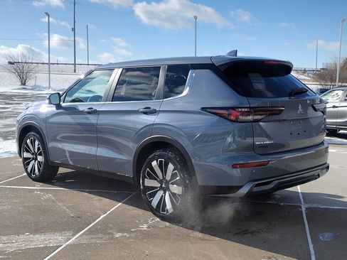 New 2026 Mitsubishi Outlander SE image 19