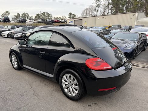 Used 2013 Volkswagen Beetle 2.5 image 9