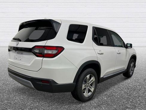 New 2025 Honda Pilot EX-L image 7