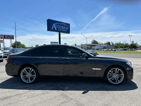 Used 2013 BMW 740i image 5