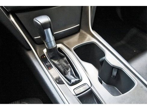 Used 2018 Honda Accord LX image 25