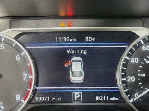 Used 2021 Nissan Sentra SV FWD image 15