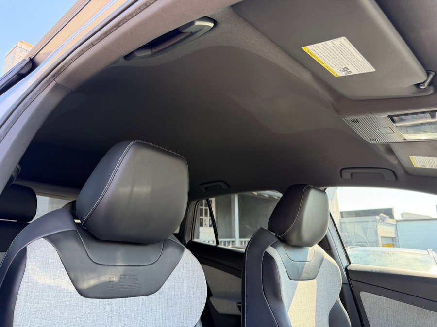 Used 2023 Volkswagen ID.4 Pro RWD image 30