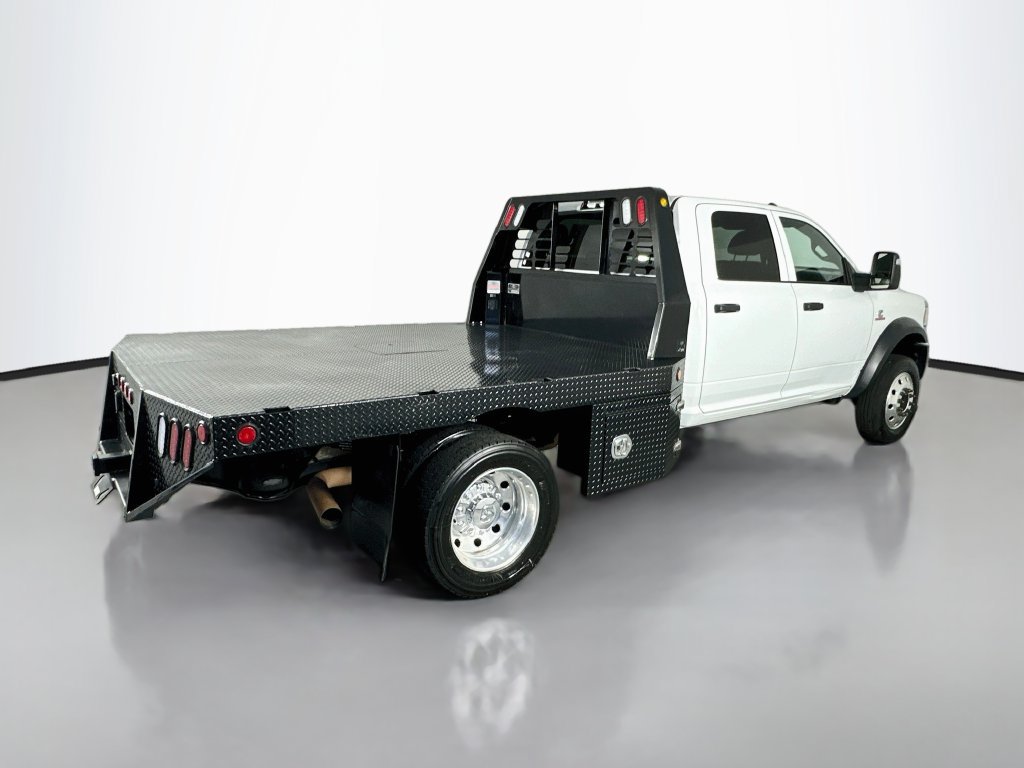 Used 2024 RAM 5500 Tradesman w/ Chrome Appearance Group AWD/4WD image 7