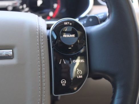 Used 2022 Land Rover Range Rover P525 Westminster Edition image 17