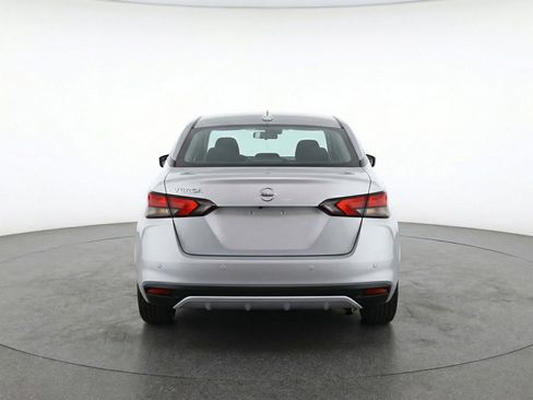 Used 2025 Nissan Versa SV FWD image 7