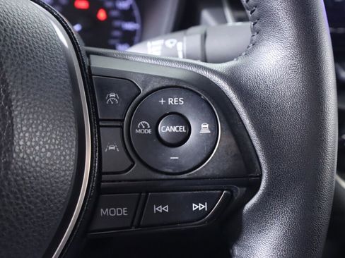 Used 2025 Toyota Corolla SE FWD image 13
