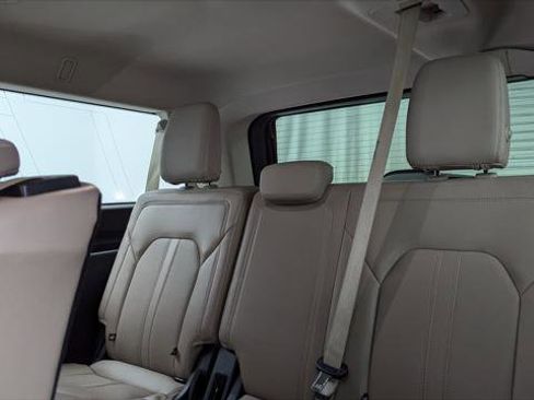 Used 2024 Ford Expedition Max Limited image 12