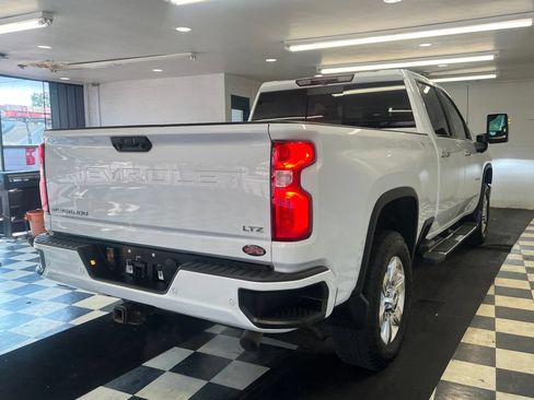 Used 2021 Chevrolet Silverado 2500 LTZ w/ Z71 Chrome Sport Edition AWD/4WD image 19