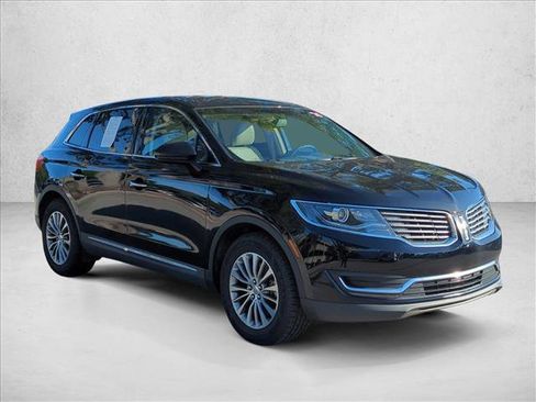 Used 2016 Lincoln MKX Select w/ Select Plus Package image 3